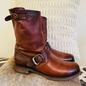 FRYE Veronica Short Boot Genuine Leather